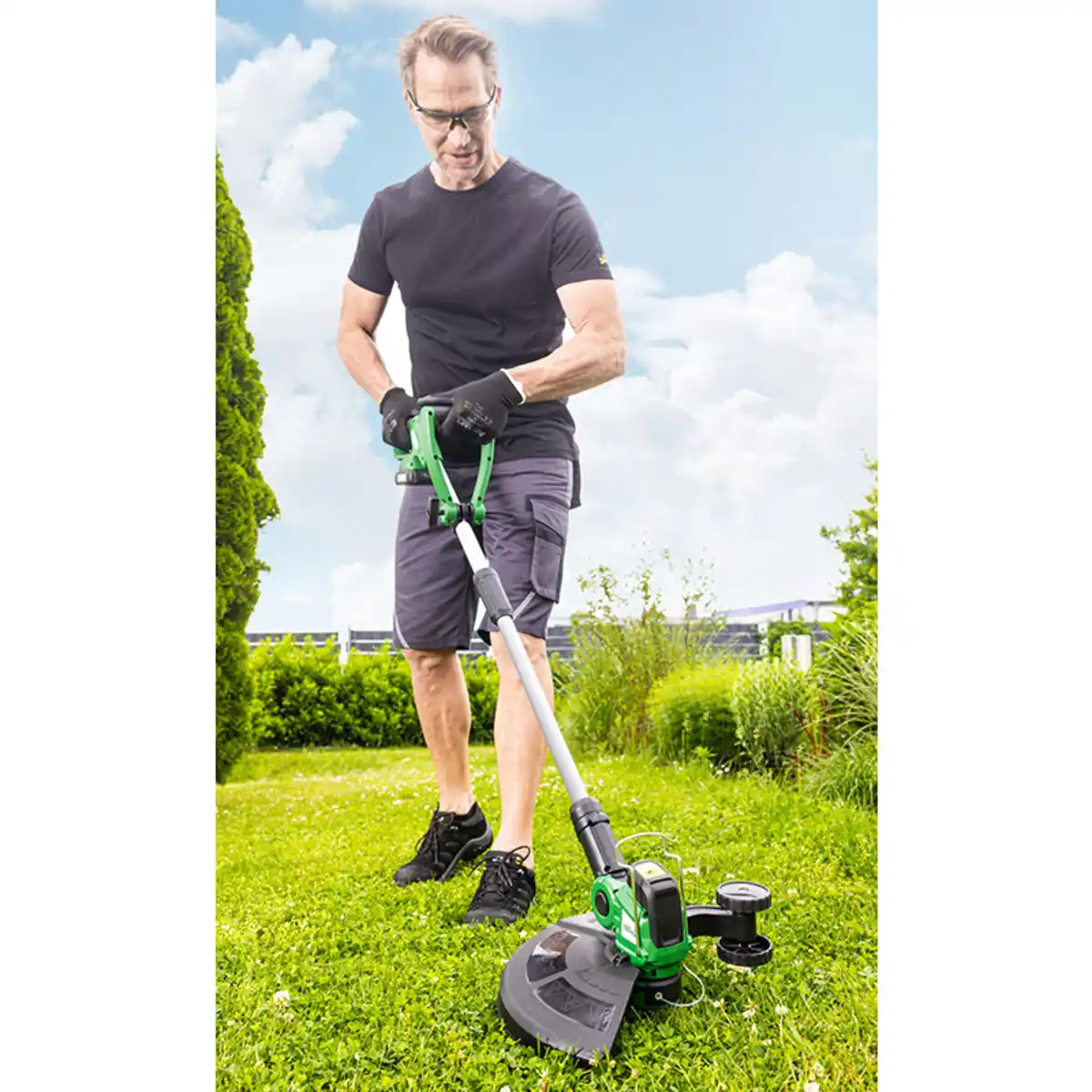 Bild 1 von Powertec Garden 3in1 Li-Ion Akku-Rasentrimmer 20 V