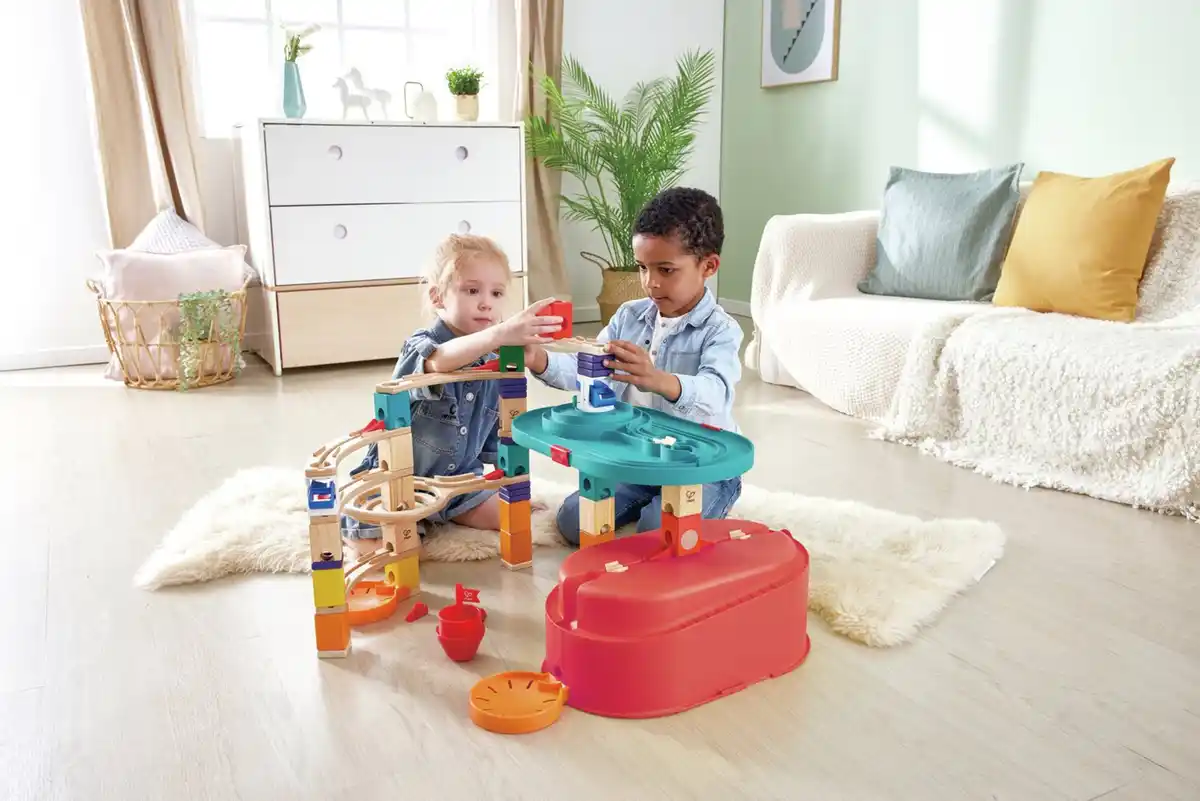 Bild 3 von Hape Quadrilla Baukasten Behälter-Set
