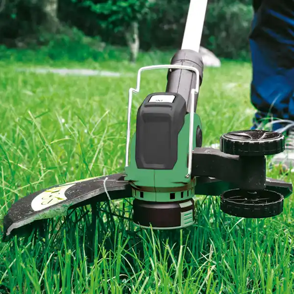 Bild 4 von Powertec Garden 3in1 Li-Ion Akku-Rasentrimmer 20 V