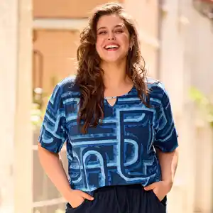 Damen-T-Shirt mit Metall-Detail am Ausschnitt, große Größen