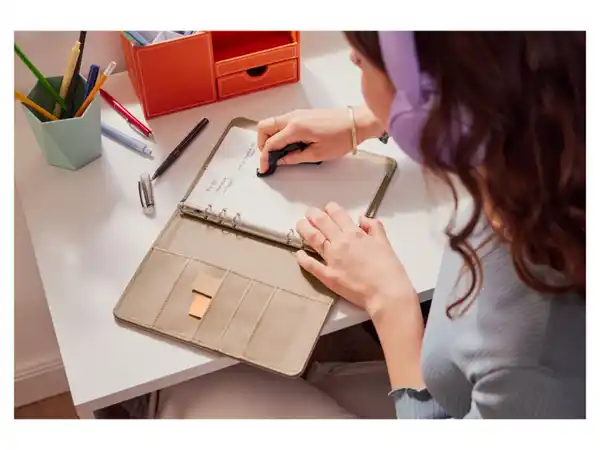 Bild 2 von crelando® Wiederverwendbares Notizbuch, inkl. Stift und Mikrofasertuch