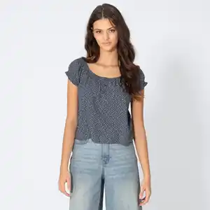 Damen-Bluse mit Millefleur-Muster