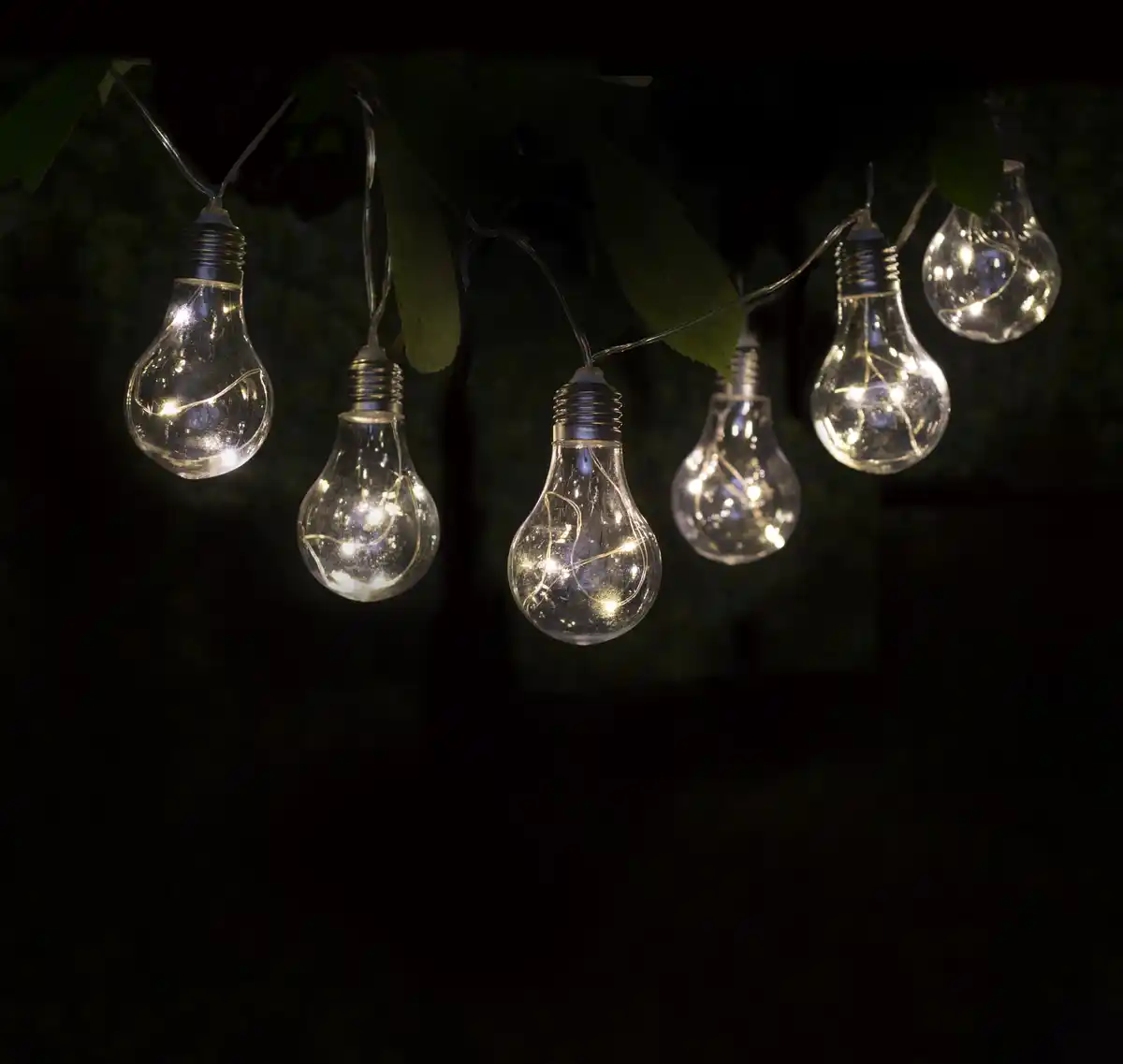 Bild 1 von Lichterkette Solar 12 Glühbirnen Micro LED ww