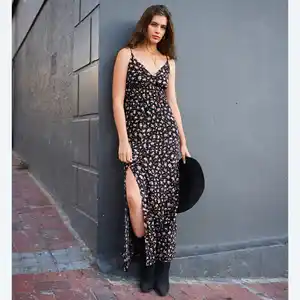 Damen-Kleid mit Spaghettiträgern