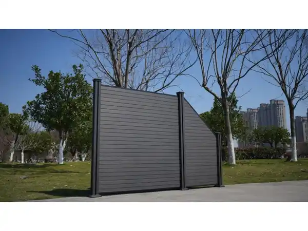 Bild 3 von WPC-Sichtschutzzaun CORTADO V2 - 1x Schrägelement - Schwarz rechts