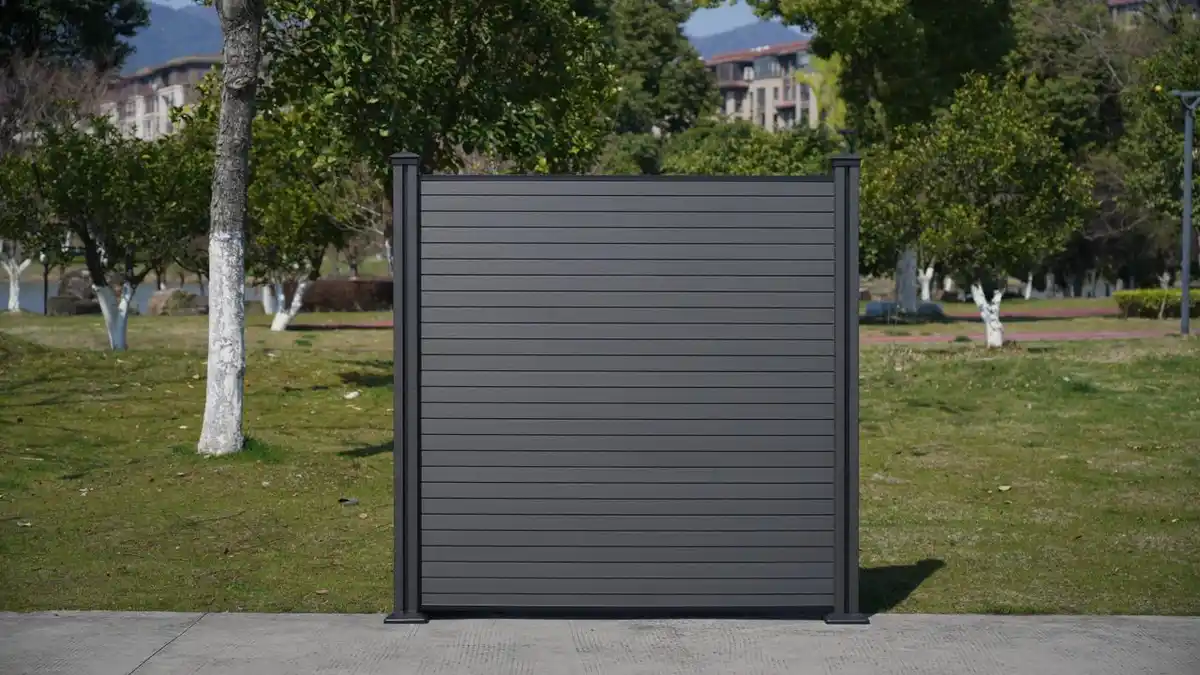 Bild 3 von WPC-Sichtschutzzaun CORTADO - 5x Element + 6x Pfosten - Schwarz