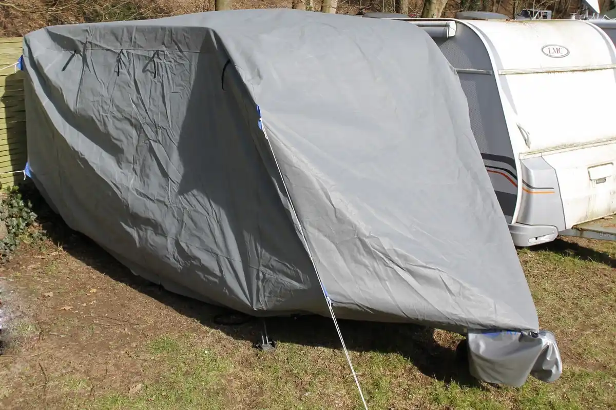 Bild 4 von Abdeckplane für Wohnwagen oder Wohnmobil M, ca. 550 x 250 x 220 cm