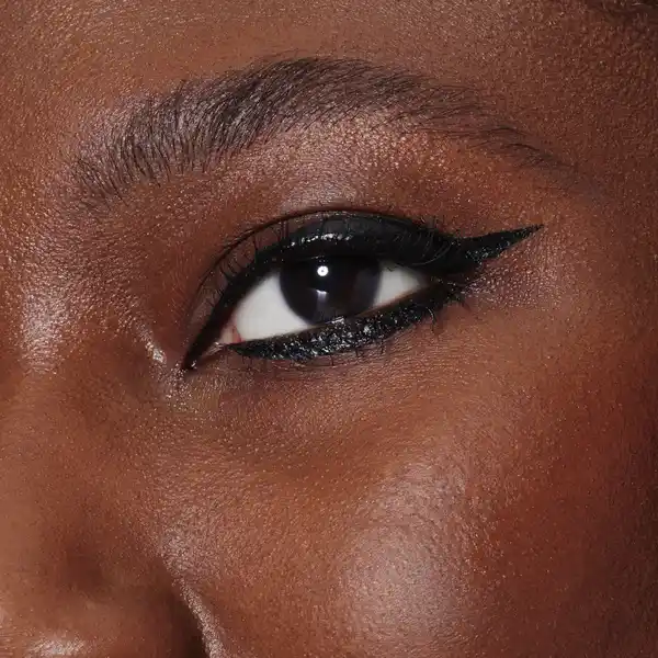 Bild 2 von e.l.f. Cosmetics H2O Proof Inkwell Eyeliner Film Noir, 0,2 ml