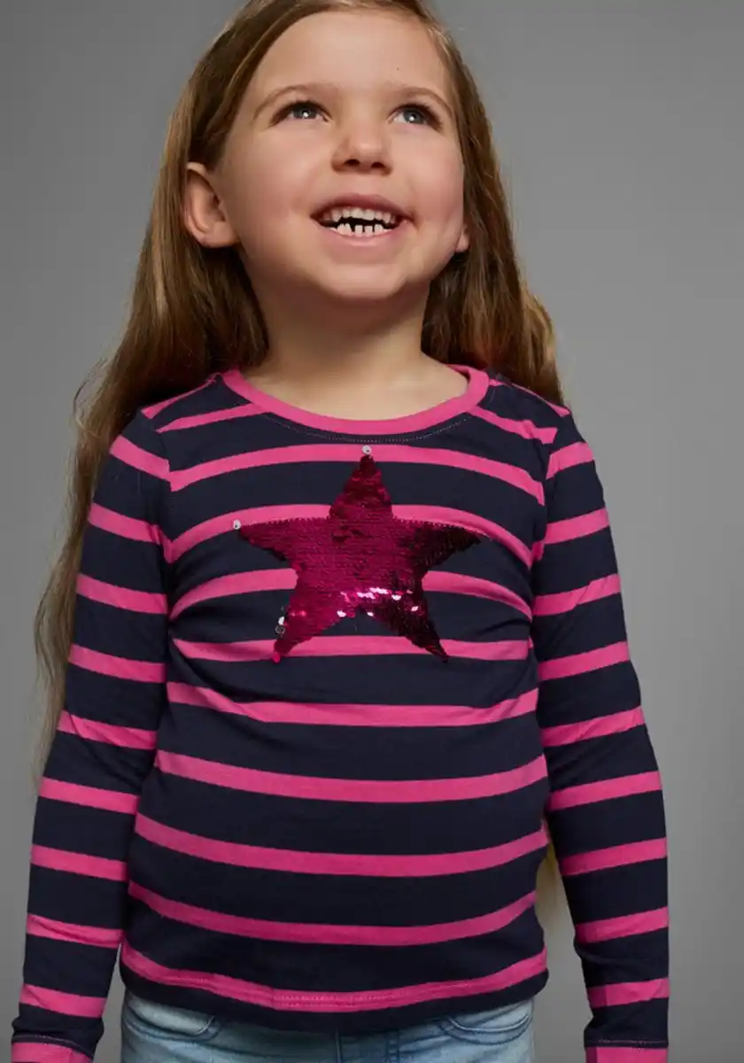 Bild 1 von KIDSWORLD Langarmshirt für kleine Mädchen mit appliziertem Stern aus Wendepailletten