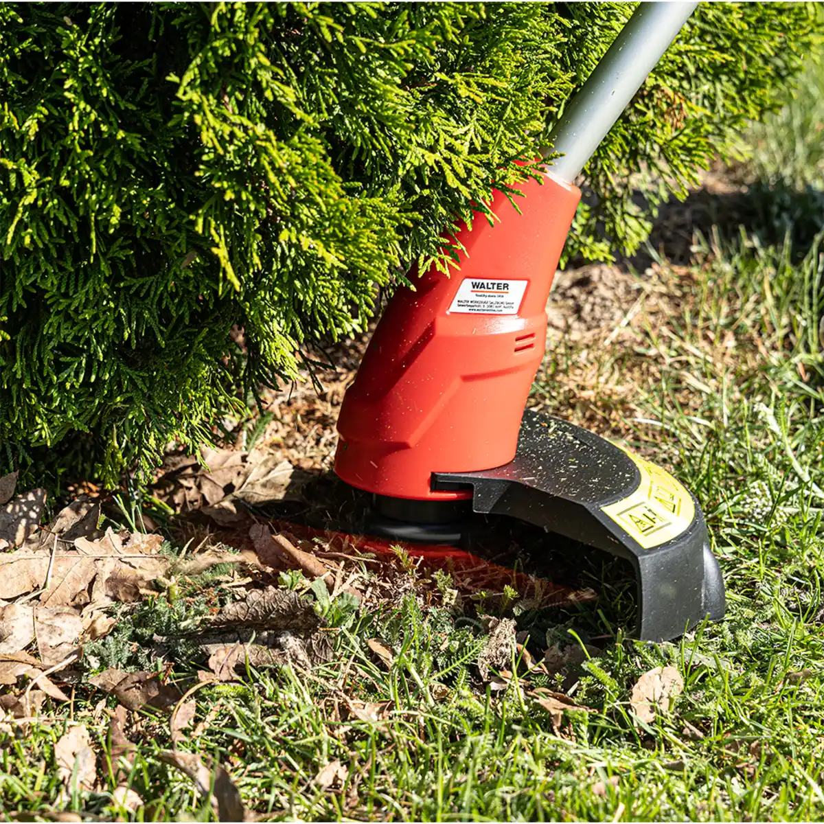 Bild 3 von Li-Ion Akku-Rasentrimmer 12 V