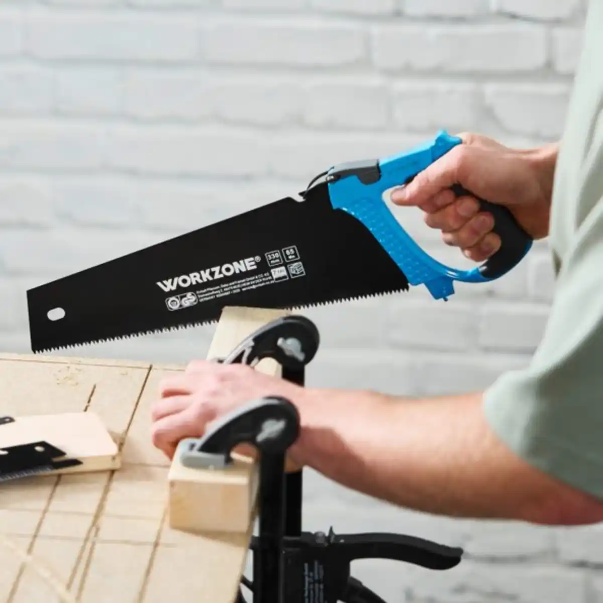 Bild 2 von WORKZONE Multifunktionssäge