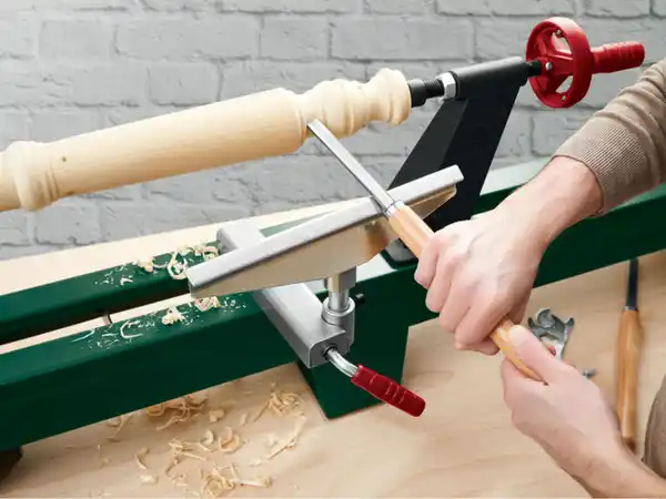 Bild 2 von PARKSIDE® Drechselbank »PDB 100 B1«, 400 Watt, max. 2600 U/min