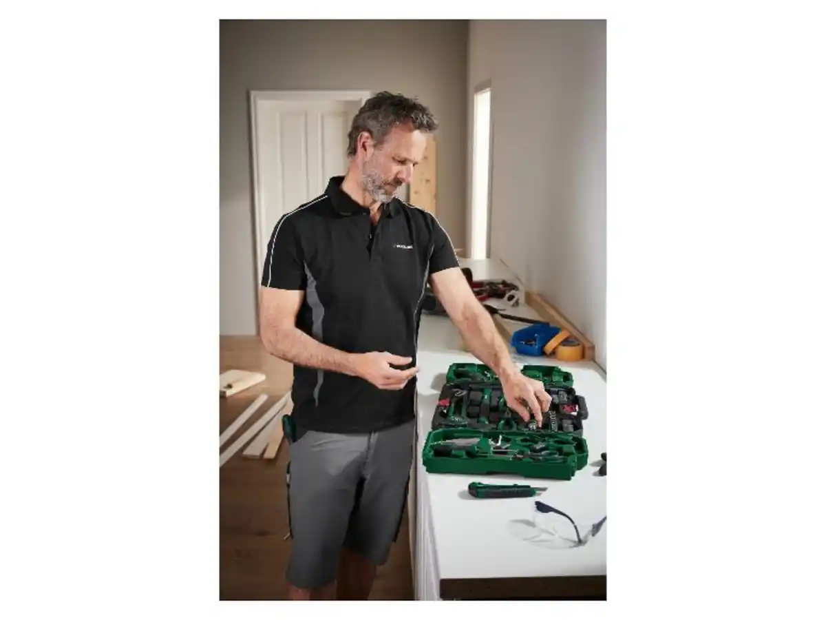 Bild 3 von PARKSIDE® Herren Arbeitsbermudas Stretch, wasserabweisendes Obermaterial