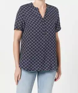 Gemusterte Bluse, dunkelblau bedruckt