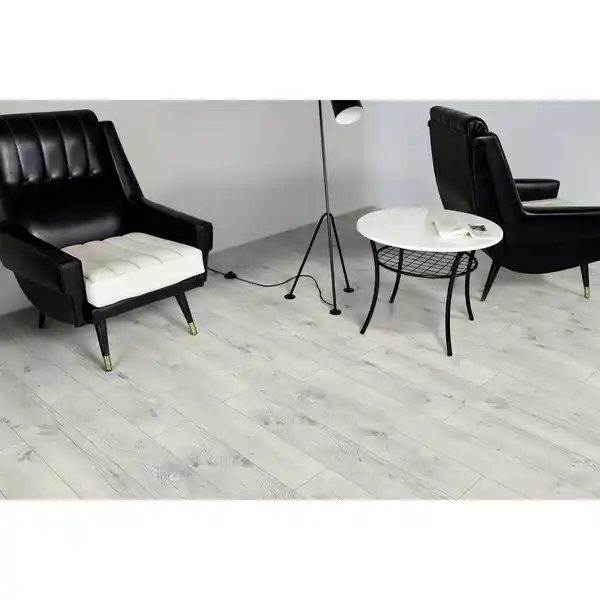 Bild 2 von RENOVO Laminat »Genf«, Kastanie, LxBxS: 1383 x 244 x 8 mm