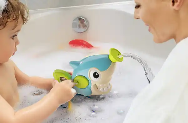 Bild 3 von IDEENWELT Wasserspielzeug Hai