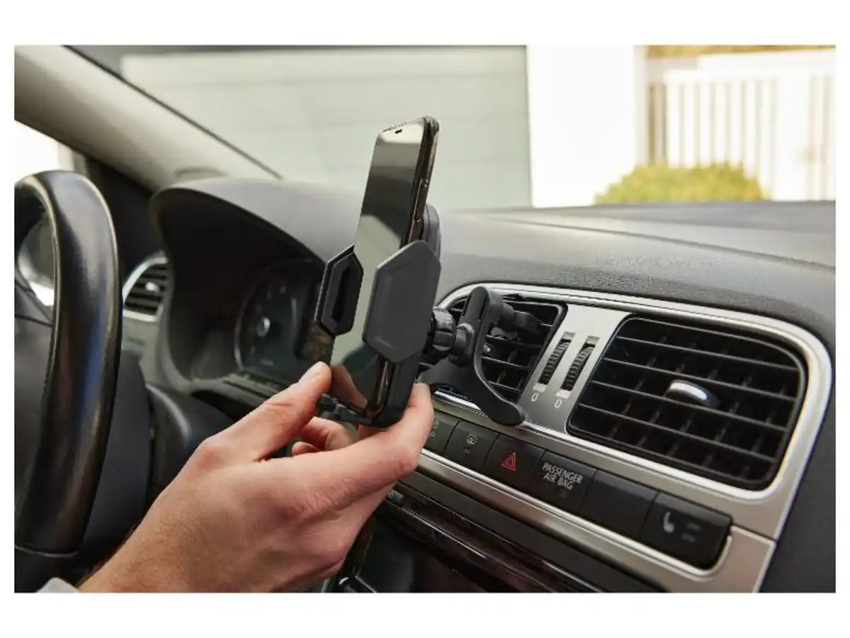 Bild 2 von ULTIMATE SPEED® Kfz-Smartphone-Halterung, inkl. 1 m USB-Kabel