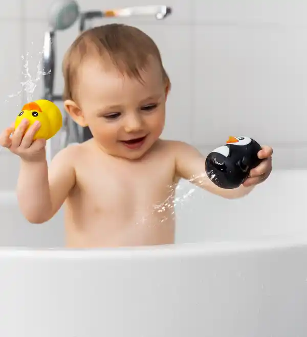 Bild 4 von reer MyHappyBath Toys Badetiere Ente & Pinguin