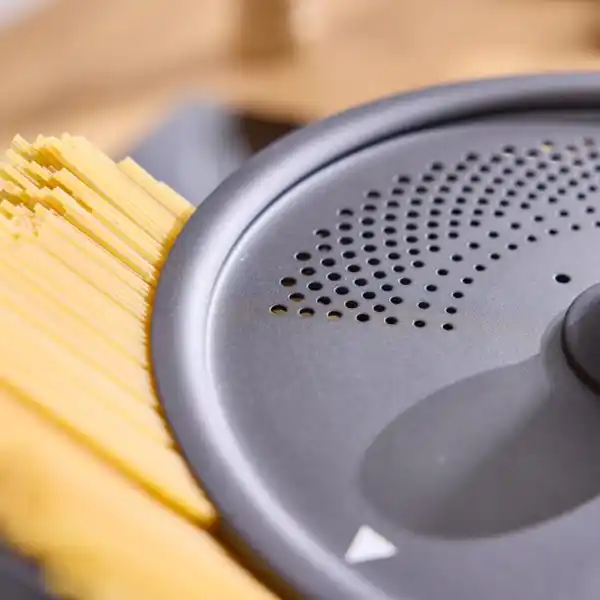 Bild 3 von CROFTON Kochtopf mit Siebdeckel