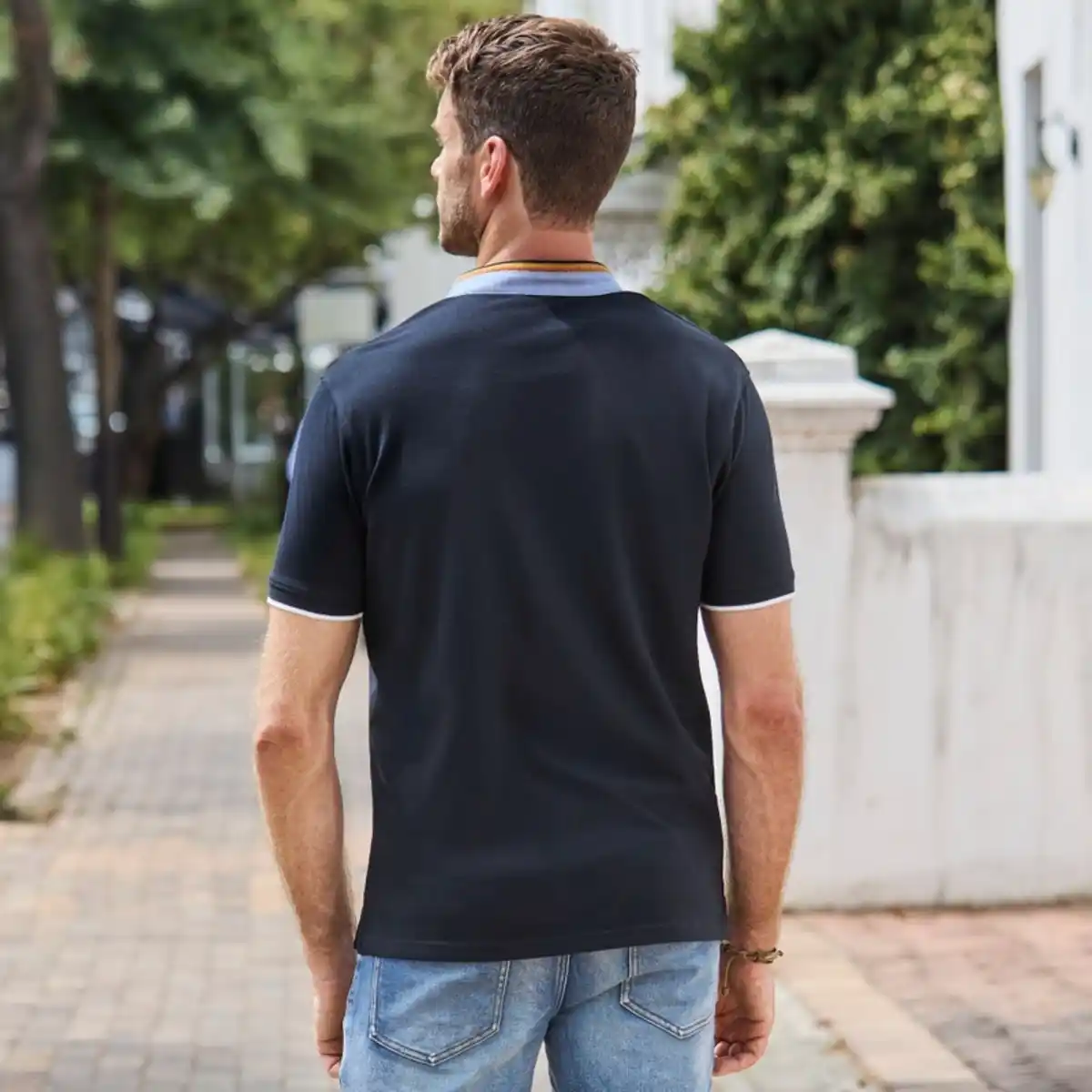 Bild 4 von Herren-Poloshirt mit Stehkragen