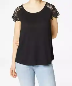 T-Shirt mit Häkelspitze, schwarz