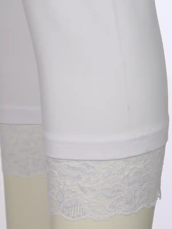 Bild 4 von Damen Capri Leggings mit Spitzenbesatz Weiß