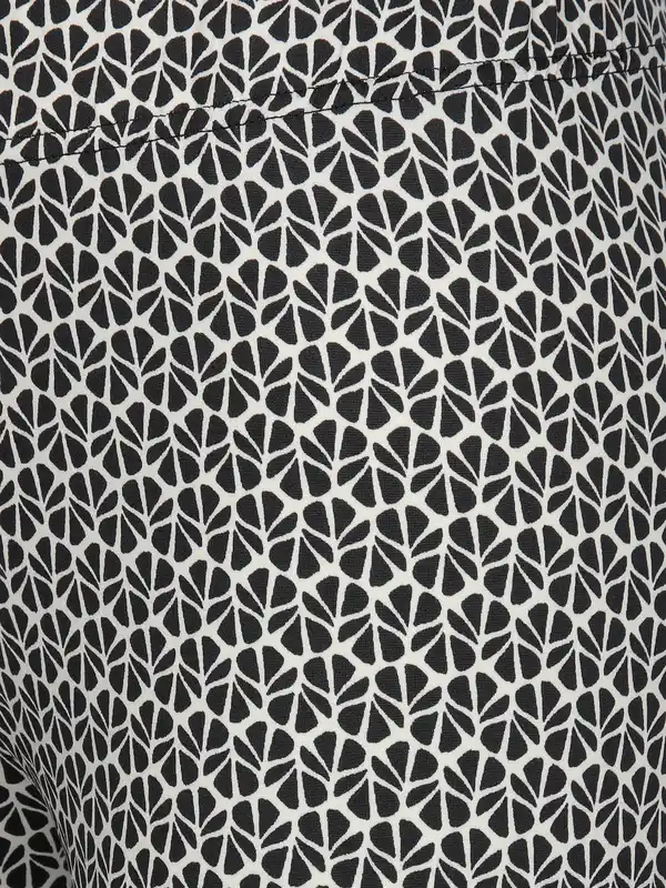 Bild 3 von Damen Capri Leggings mit Alloverprint Weiß