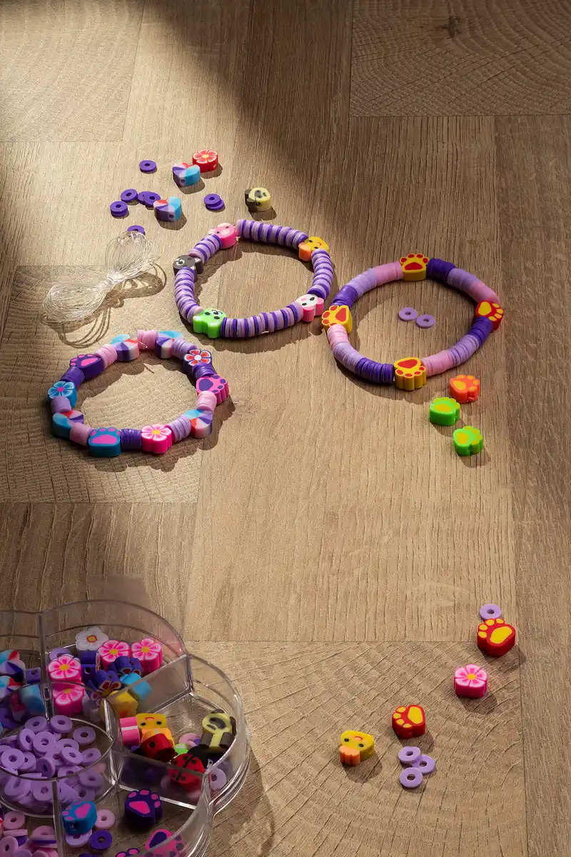 Bild 2 von IDEENWELT Perlenset smiley für Ketten und Armbänder