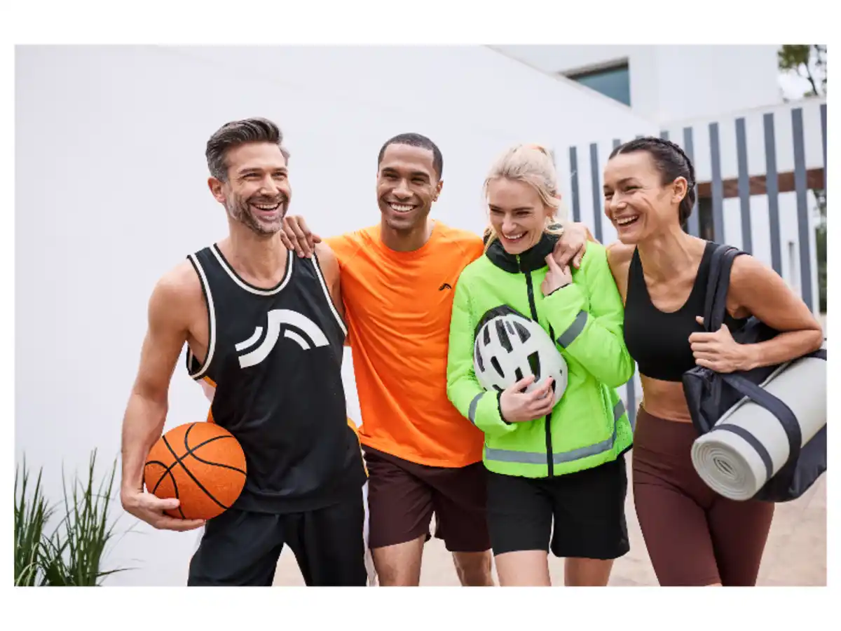 Bild 3 von CRIVIT Damen Wendejacke, mit Reflektoren