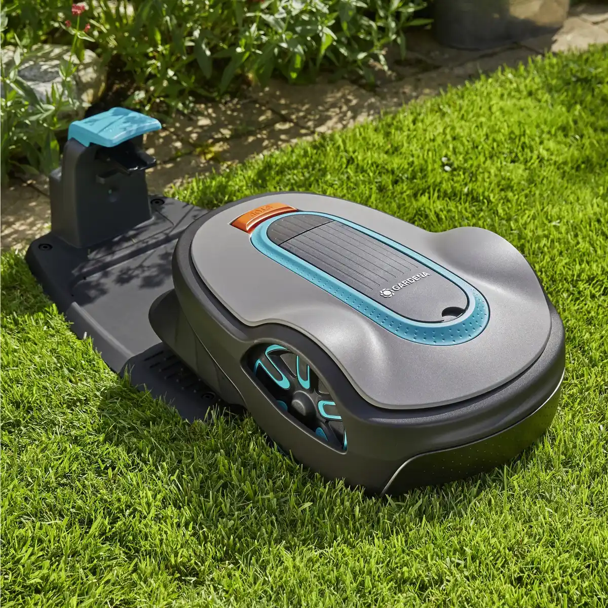 Bild 3 von GARDENA Rasenmähroboter, 18 V, für ca. 750 m², Schnittbreite: 22 cm