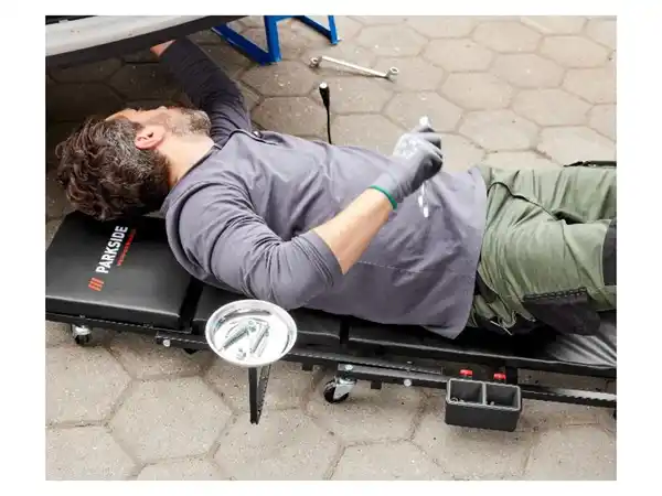 Bild 2 von PARKSIDE PERFORMANCE® Montage-Rollbrett und Werkstatthocker, 2 in 1