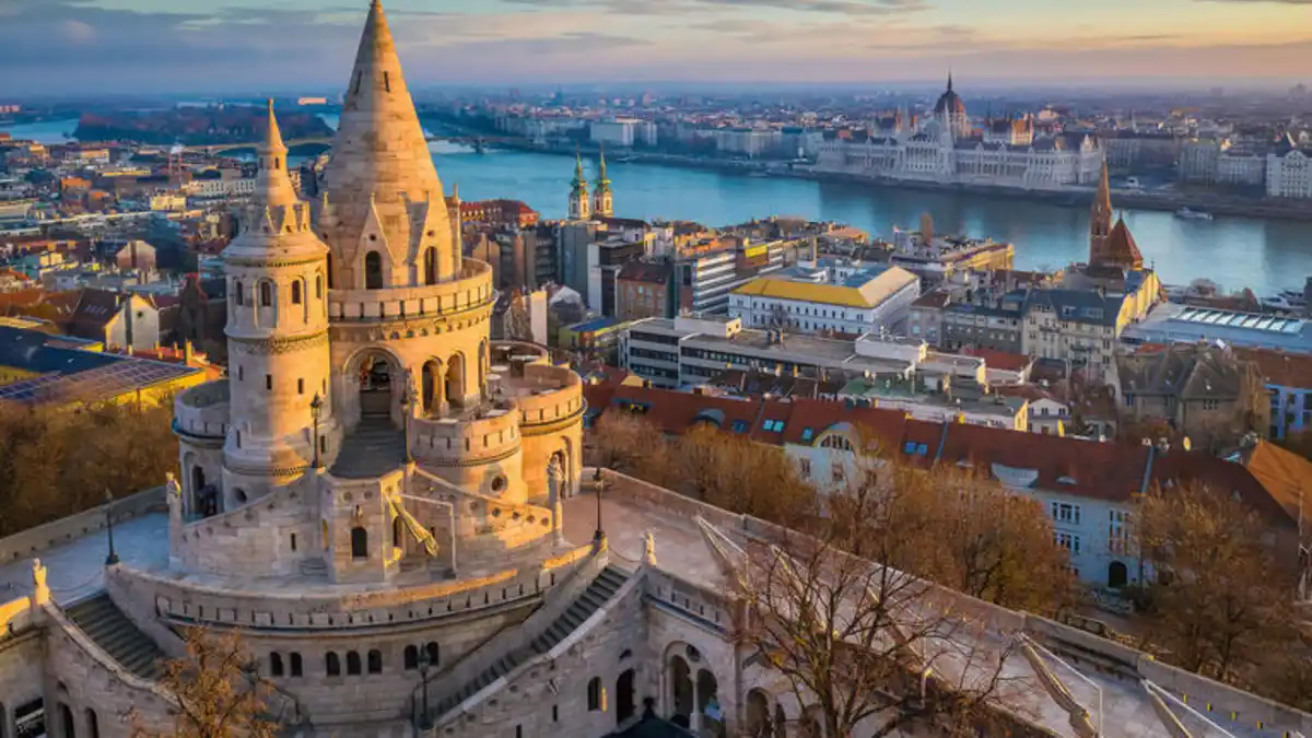 Bild 1 von Kreuzfahrten Donau: Flusskreuzfahrt mit der DCS Amethyst 1 ab/an Passau