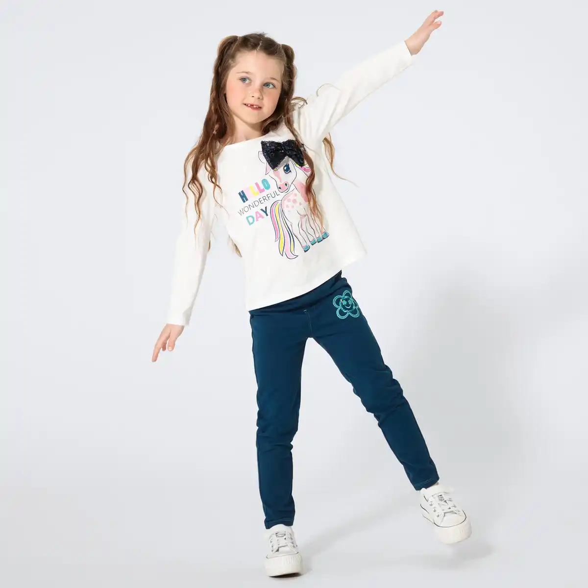Bild 1 von Kinder-Mädchen-Sweatleggings mit Stickerei