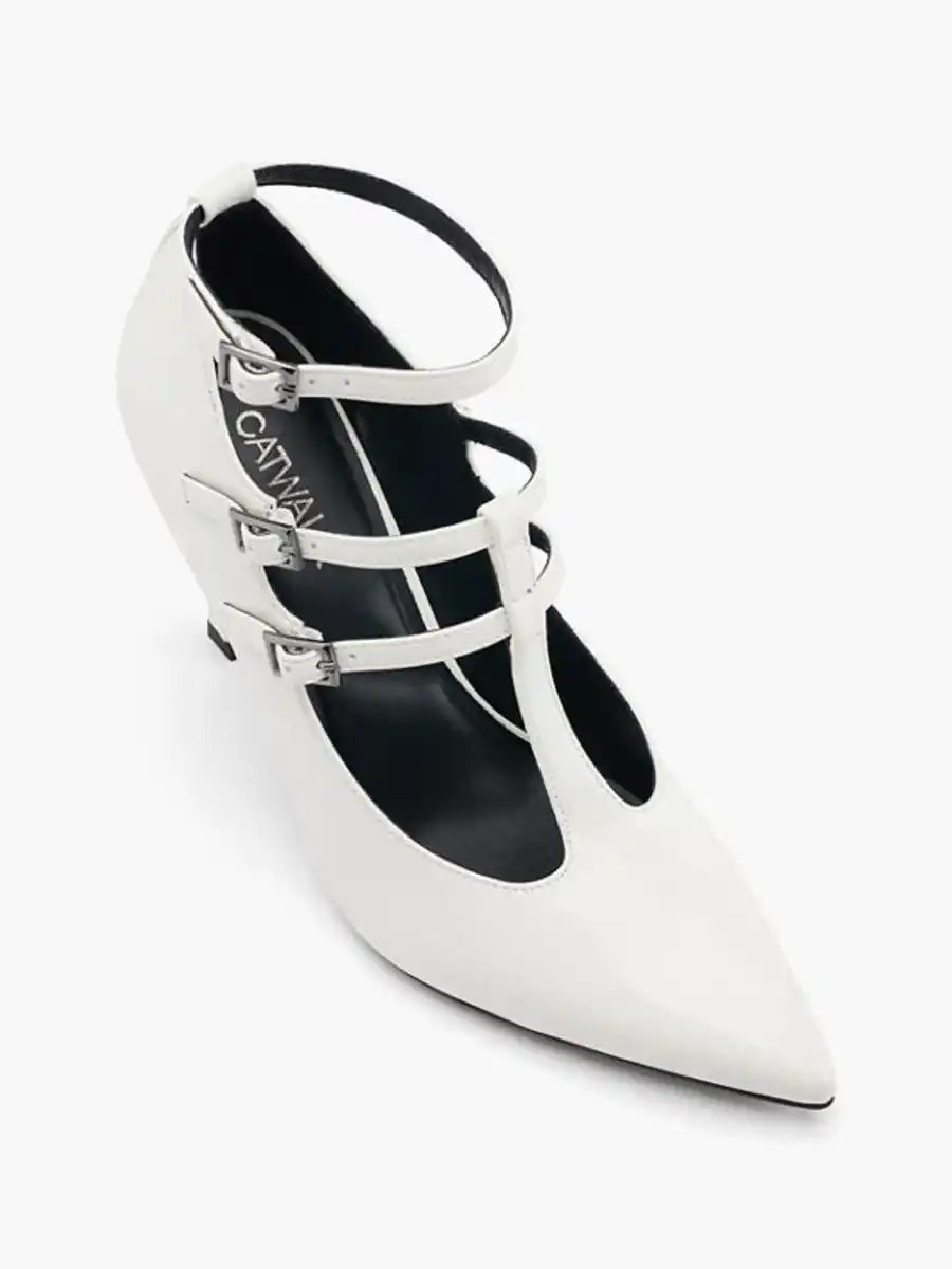 Bild 2 von Graceland Spangenpumps