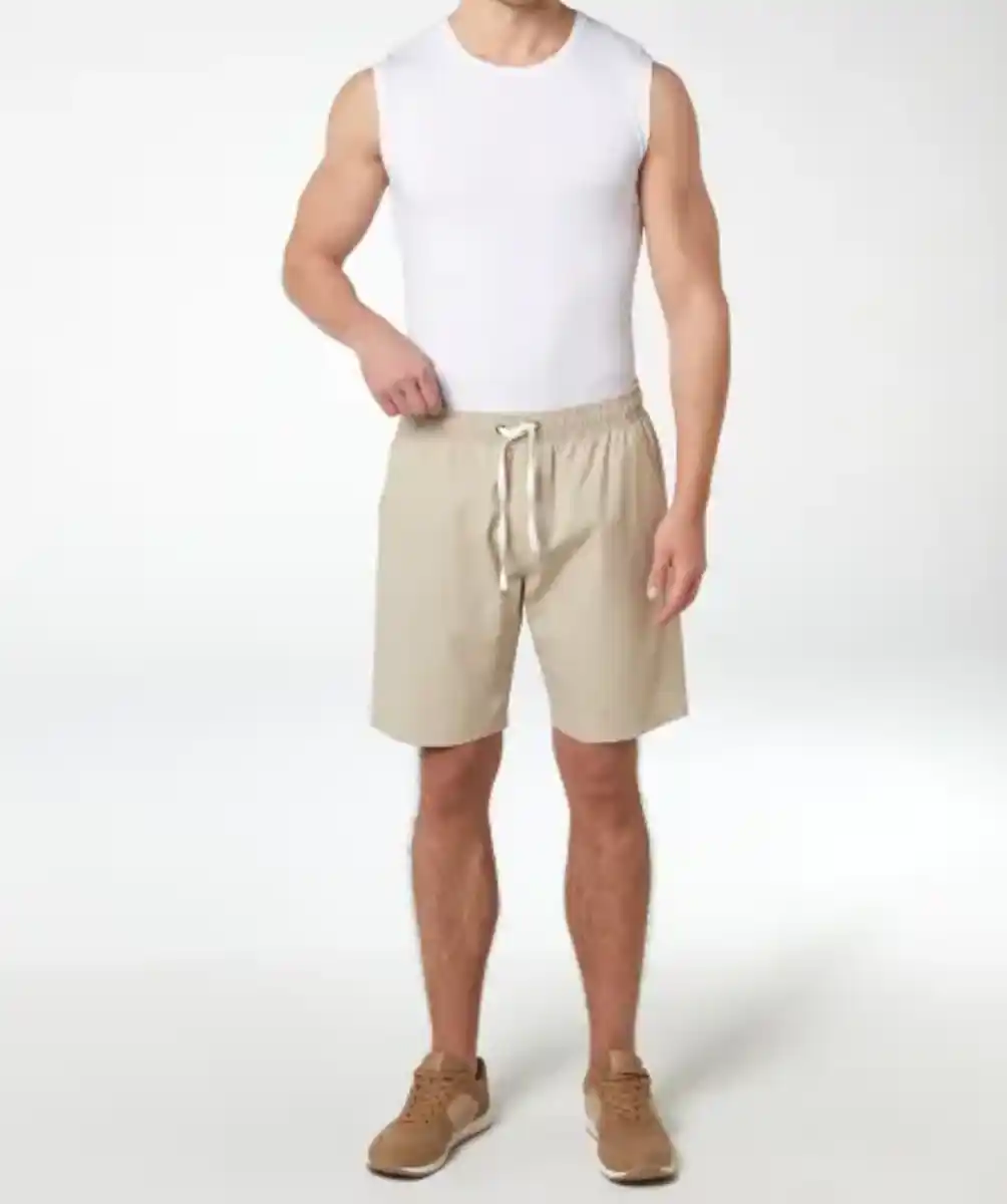 Bild 1 von Shorts in Bermudalänge, naturfarben