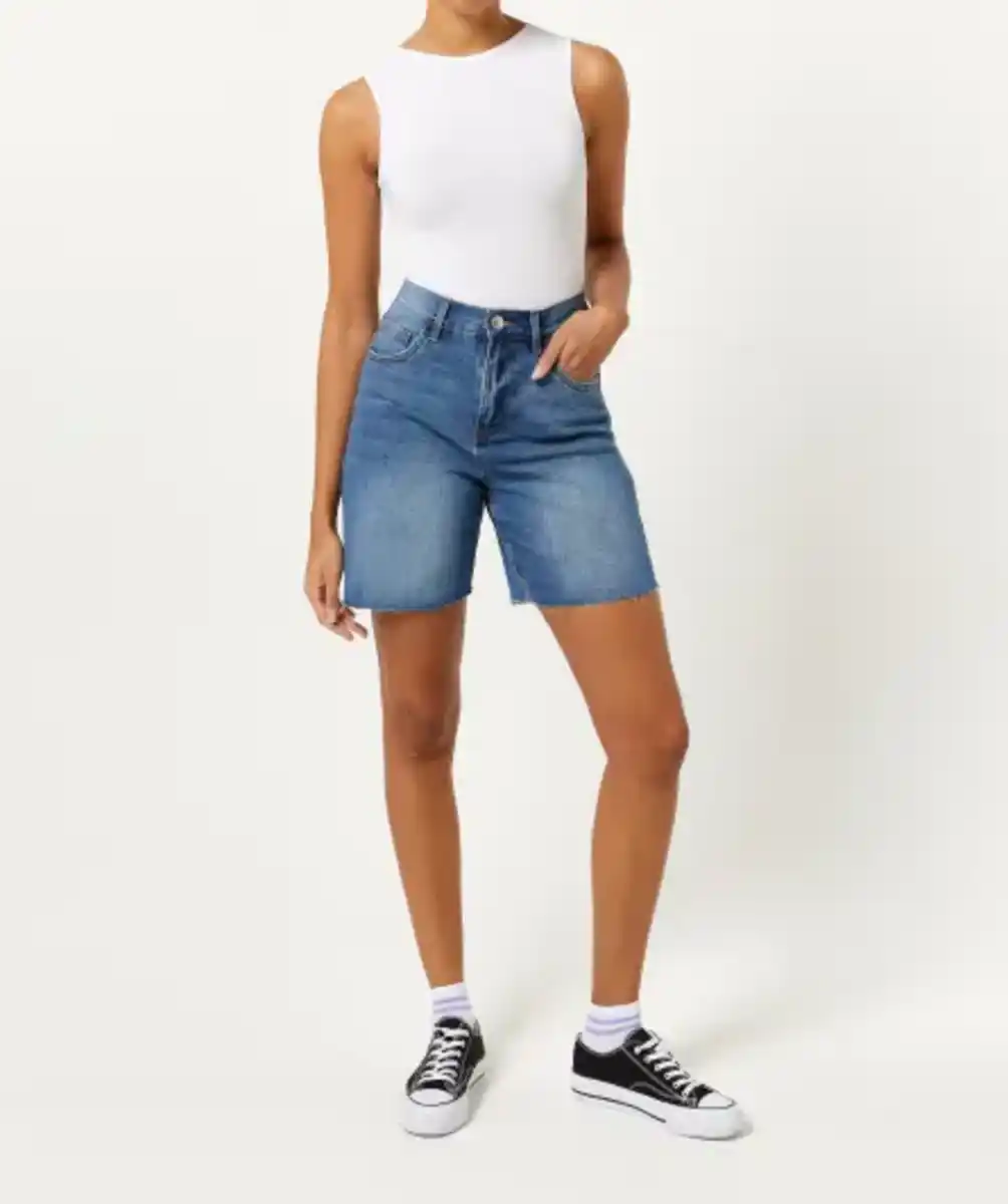 Bild 1 von Jeans-Shorts in Bermudalänge, jeansblau