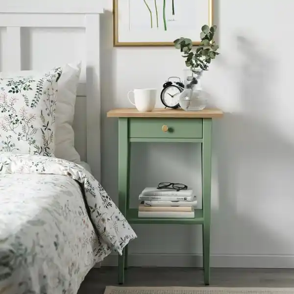 Bild 3 von HEMNES Ablagetisch, graugrün/hellbraun lasiert, 46x35 cm