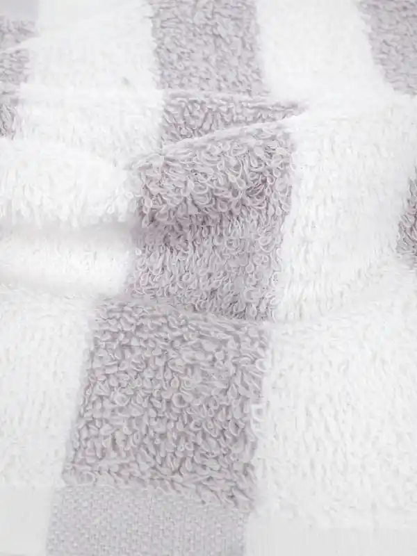 Bild 2 von Handtuch gestreift, 50x90cm Lila