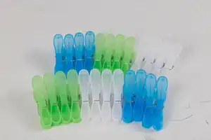 Wäscheklammern versch. Farben