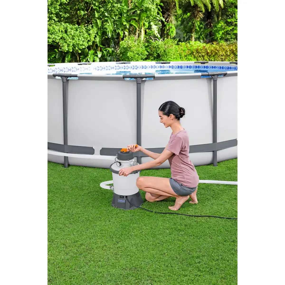 Bild 3 von Bestway Flowclear Sandfilteranlage 3.028 l/h 85 W