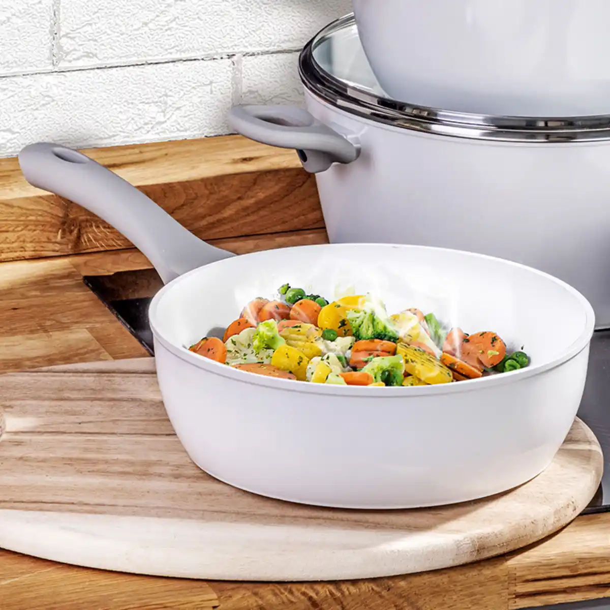 Bild 1 von Casa Royale Geschmiedete Hochrandpfanne "Weston"