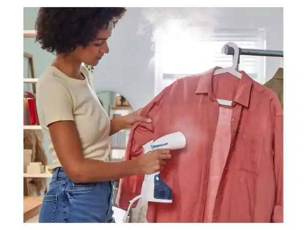 Bild 3 von SILVERCREST® Dampfbürste mit abnehmbarem Wassertank Dampfbürste, abnehmbarer Wassertank