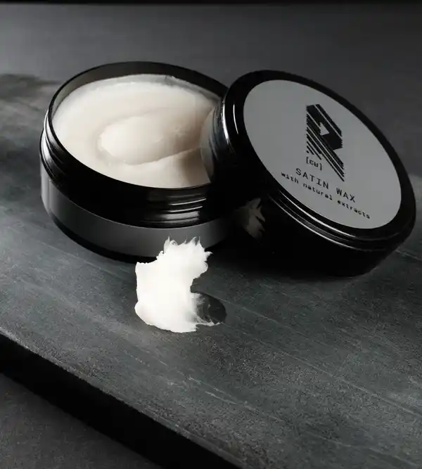 Bild 4 von R Cosmetics Satin-Haarwachs, 50 ml