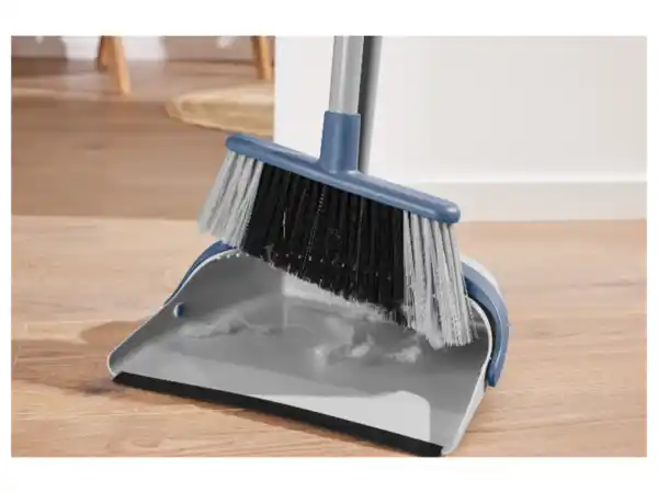 Bild 2 von W5 Stehkehrgarnitur, mit Schaufel