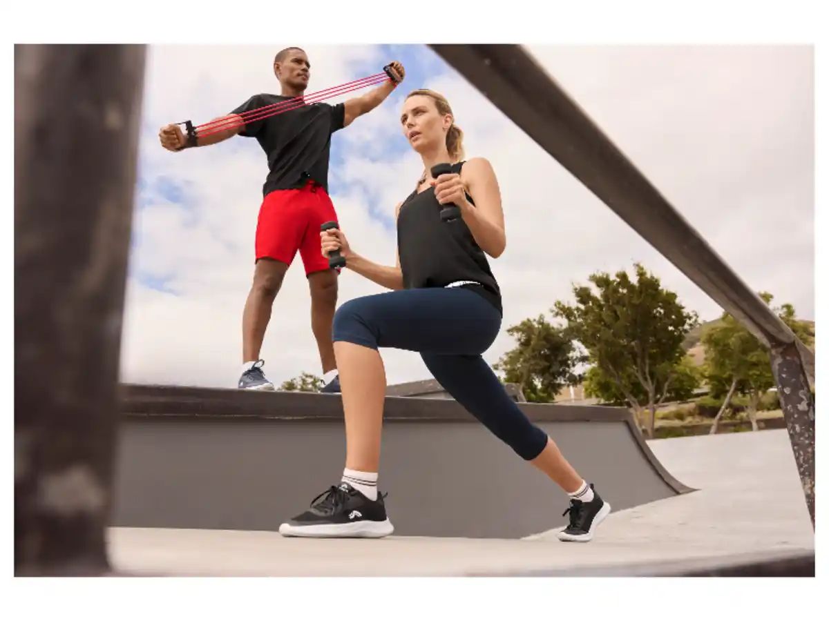 Bild 2 von CRIVIT Herren Sportschuhe, mit atmungsaktivem Mesh