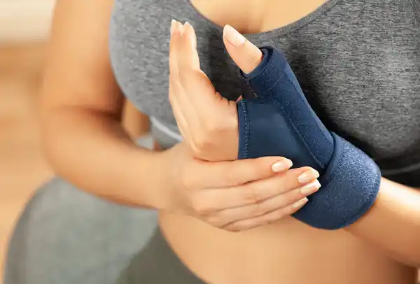 Bild 2 von IDEENWELT Daumenbandage