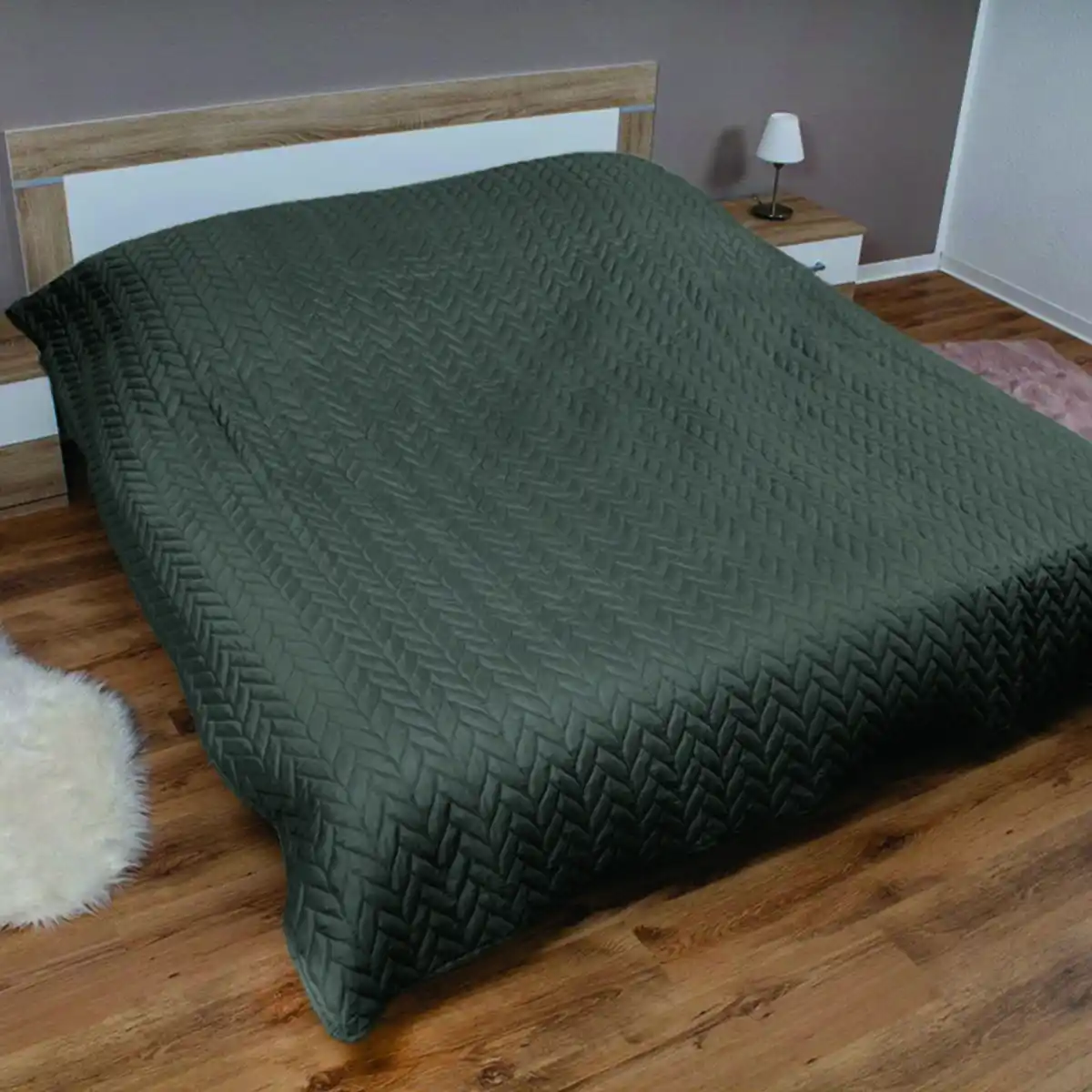 Bild 1 von Bett- und Sofaüberwurf mit Zopfmuster 220x240cm Farbe: Grün