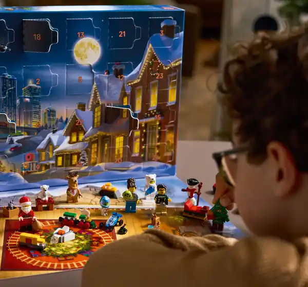 Bild 4 von LEGO CITY 60475 Adventskalender 2025