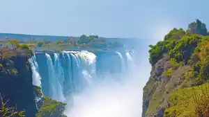 Rundreisen Botswana & Simbabwe: Afrika ganz exklusiv bei einer Fly-in-Safari erleben