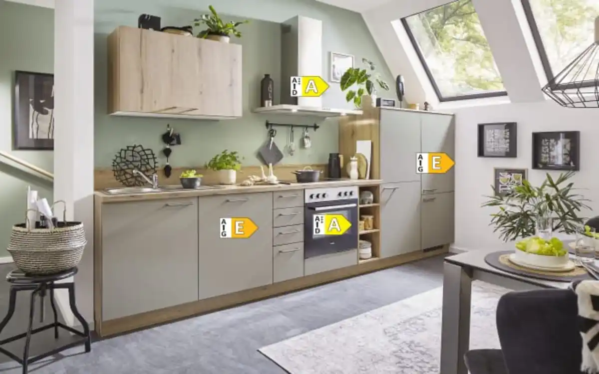 Bild 4 von Einbauküche Clare/Plamos, creme/astig Eiche Nachbildung, inkl. Elektrogeräte